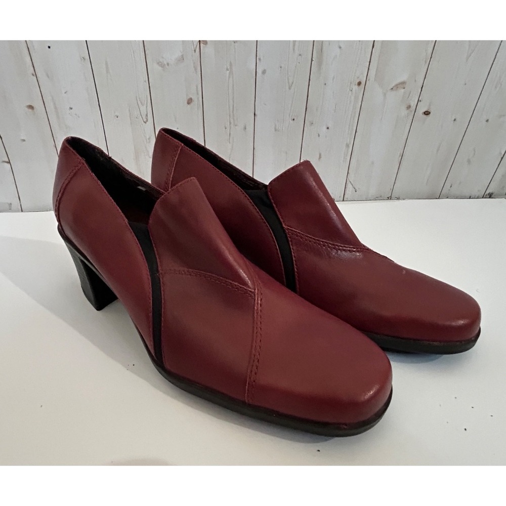 Clarks Womens Burgundy Red Leather Chunk Heel Rubber Sole shoes 70625